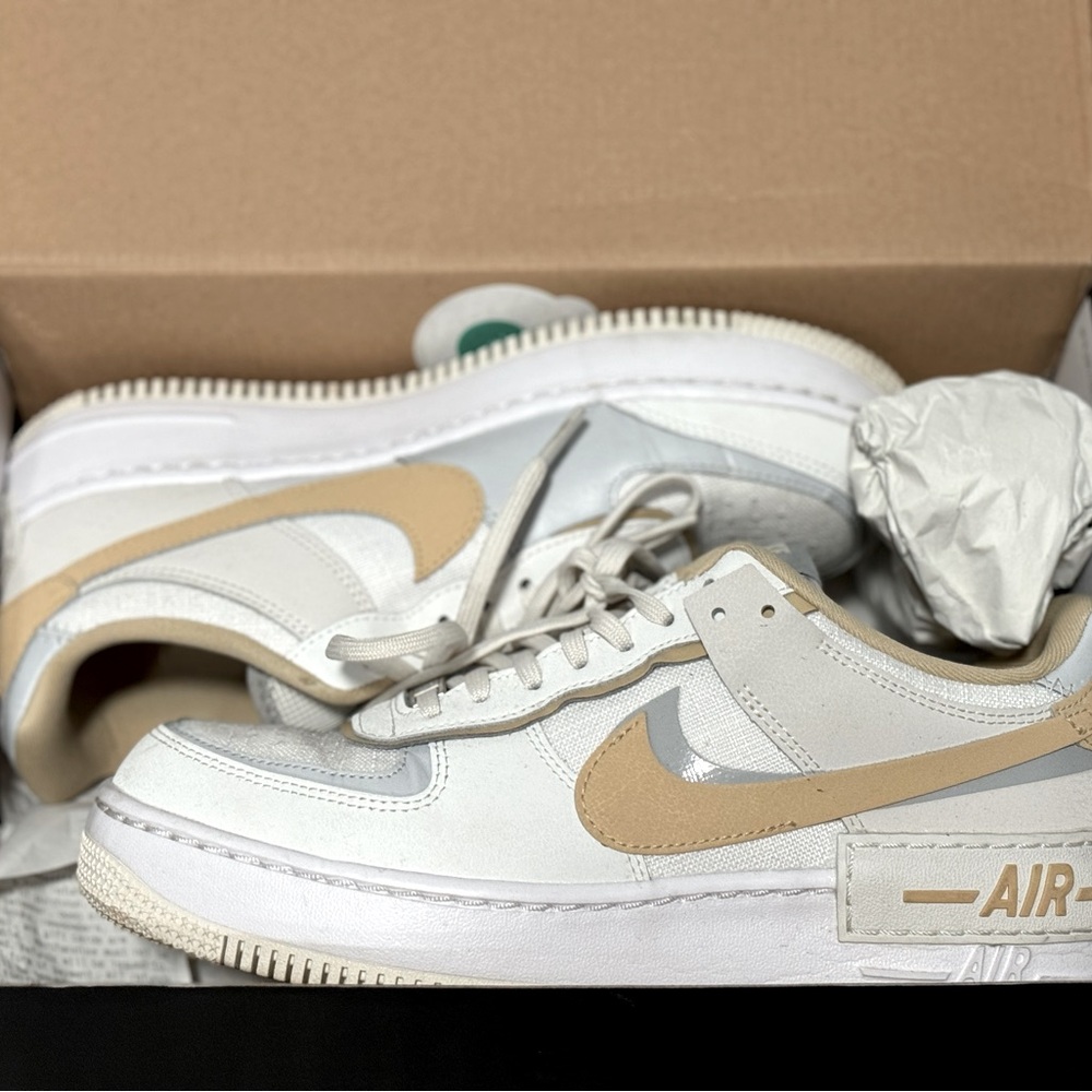 AF1 Shadow